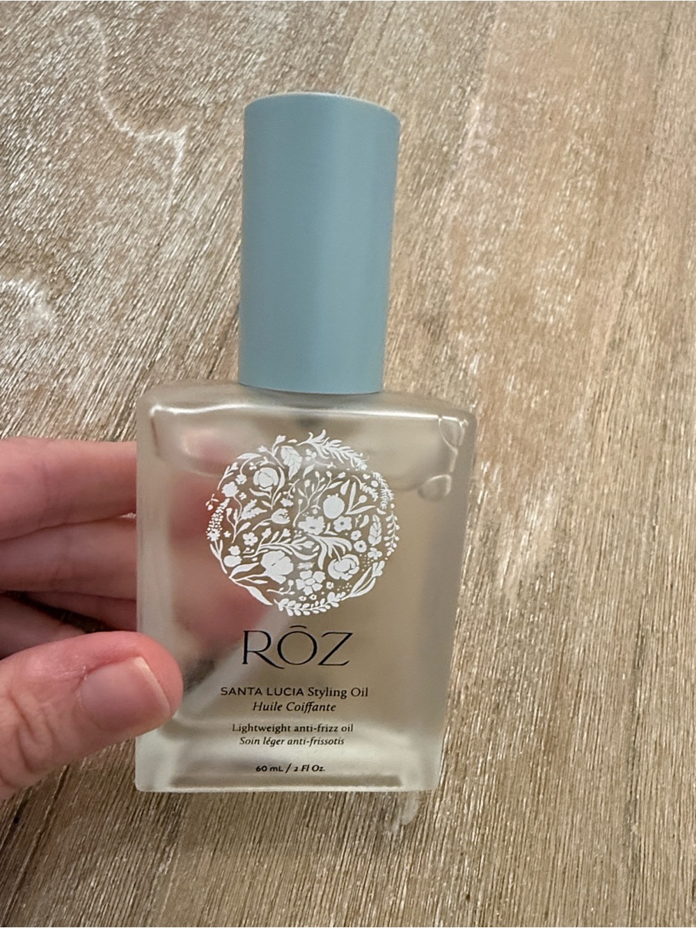 Roz Santa Lucia styling oil